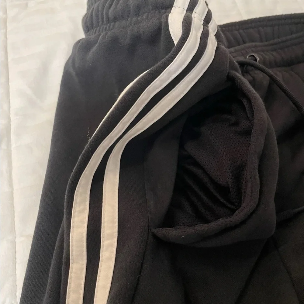 Adidas Men’s Black Tapered Leg Regular Fit XXL Elastic Waist Sweatpants Y2K EUC